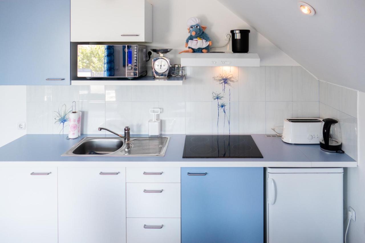 Modrin Apartments คัมนิค ภายนอก รูปภาพ